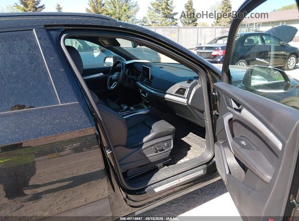 WA1ENAFY9L2111224 2020 AUDI Q5 Black Front interior view