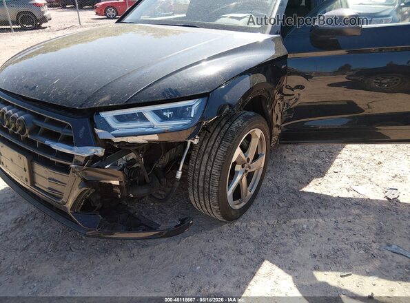 WA1ENAFY9L2111224 2020 AUDI Q5 Black Front view