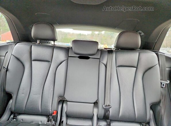 WA1EVAF10MD038057 2021 AUDI Q8 Blue უკანა სავარძლების ხედი