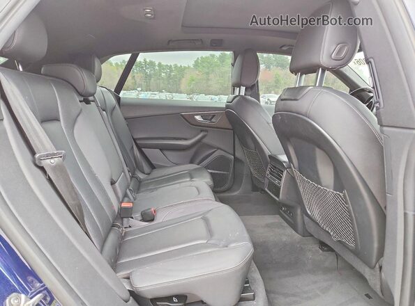 WA1EVAF10MD038057 2021 AUDI Q8 Blue უკანა სალონის ხედი