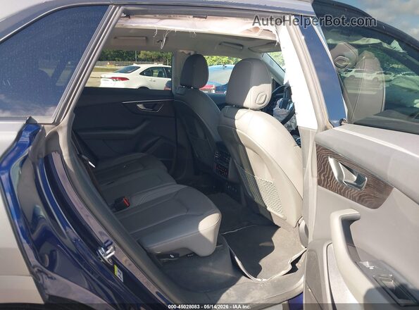 WA1EVAF17MD028755 2021 AUDI Q8 Gray VIN կոդի պիտակի տեսք