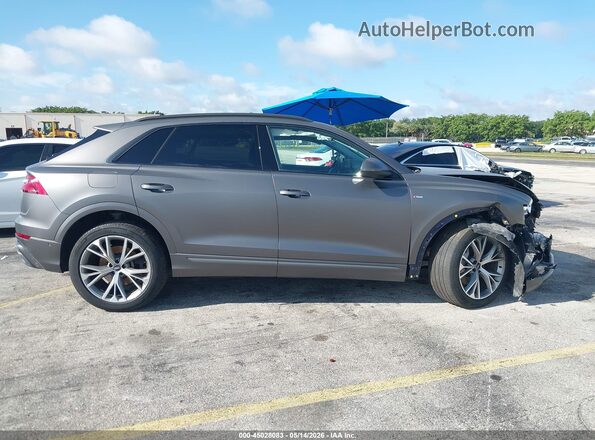 WA1EVAF17MD028755 2021 AUDI Q8 Gray Սալոնի 360 աստիճան տեսք