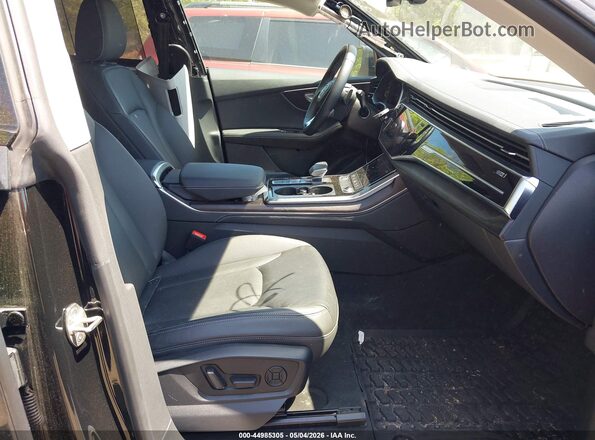 WA1EVBF11PD010875 2023 AUDI Q8 Black Вид салону спереду