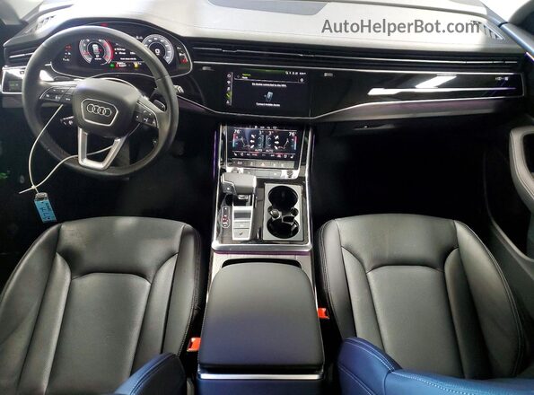 WA1EVBF18PD028211 2023 AUDI Q8 Black Vista del salpicadero