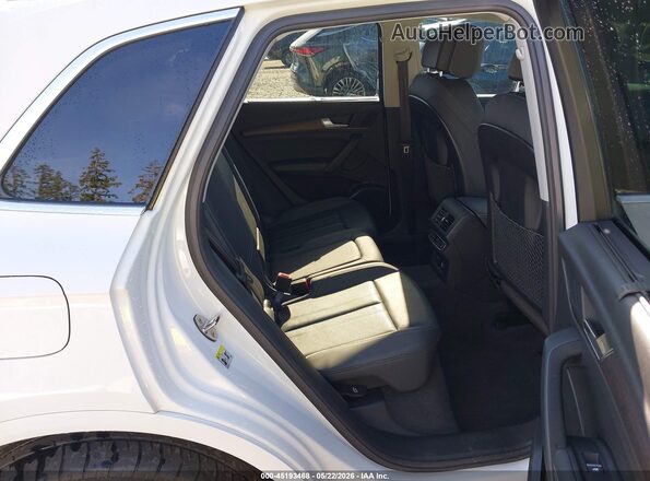 WA1F2AFY4M2037578 2021 AUDI Q5 White 
