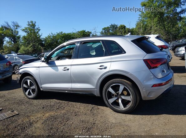 WA1FAAFY5P2009831 2023 AUDI Q5 Silver Widok wnętrza 360 stopni