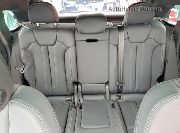 WA1FAAFY7R2017559 2024 AUDI Q5 Gray Vista de los asientos traseros