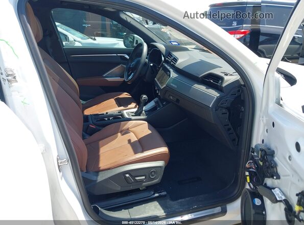 WA1FECF30L1026721 2020 AUDI Q3 White Սալոնի դիմացի տեսք