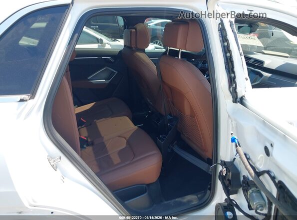 WA1FECF30L1026721 2020 AUDI Q3 White VIN կոդի պիտակի տեսք