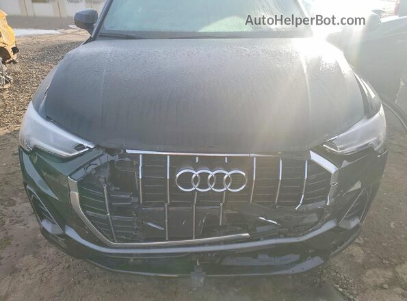 WA1FECF36L1028554 2020 AUDI Q3 Black Engine compartment view