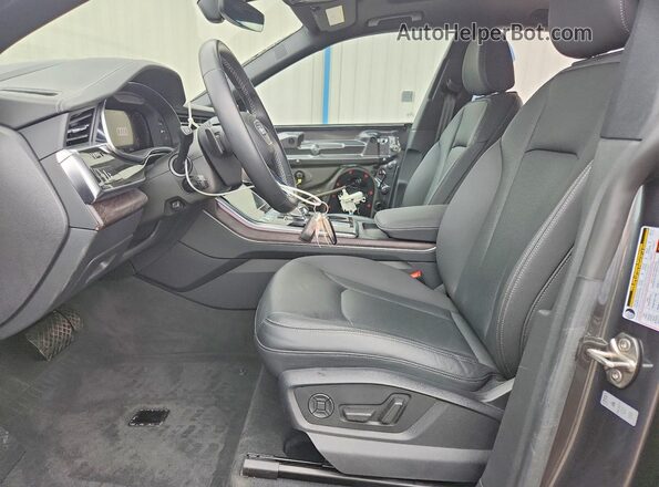 WA1FVAF17MD019669 2021 AUDI Q8 Серый Вид салона спереди