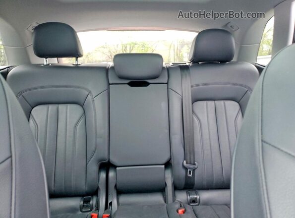 WA1G2AFY6L2049279 2020 AUDI Q5 Black 