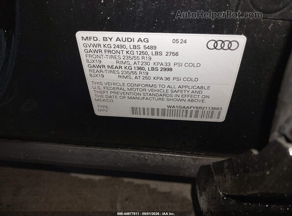 WA1GAAFY5R2113663 2024 AUDI Q5 Black Вид підкапотного простору