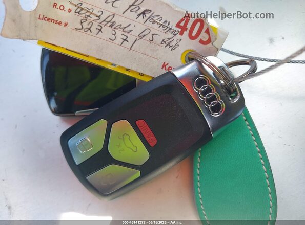 WA1GAAFY9P2002272 2023 AUDI Q5 Белый Вид панели приборов