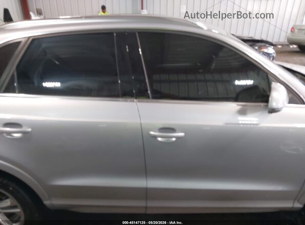 WA1GFCFS7GR003565 2016 AUDI Q3 Серебряный Вид задней части салона