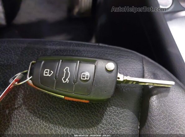 WA1GFCFS7GR003565 2016 AUDI Q3 Серебряный Вид панели приборов