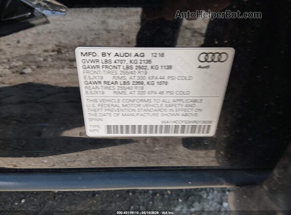 WA1HCCFS3HR013038 2017 AUDI Q3 Black Widok komory silnika