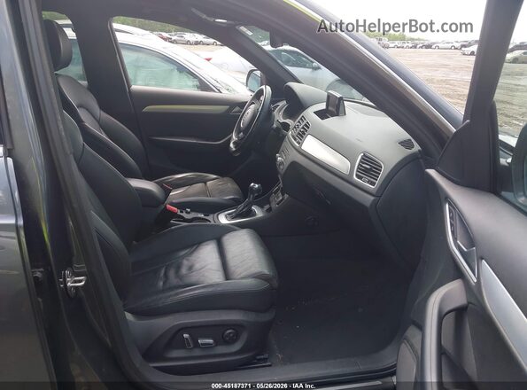 WA1HCCFS4JR021204 2018 AUDI Q3 Gray Вид салону спереду