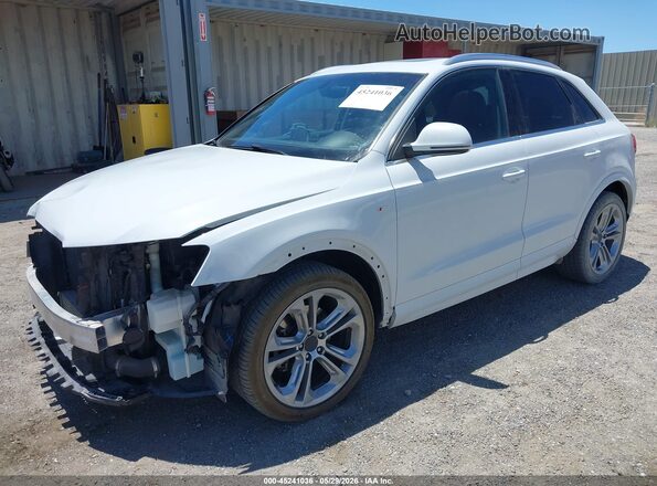 WA1HCCFS7JR020144 2018 AUDI Q3 White Front left