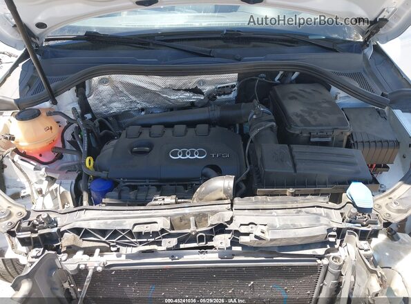 WA1HCCFS7JR020144 2018 AUDI Q3 White Rear view