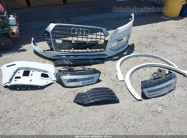 WA1HCCFS7JR020144 2018 AUDI Q3 White Instrument cluster view