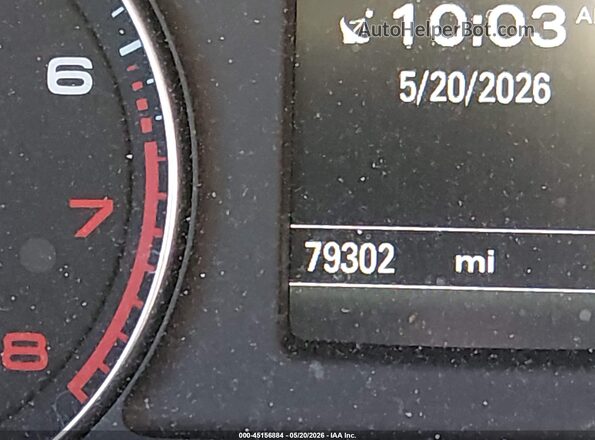 WA1JCCFS5JR018555 2018 AUDI Q3 Red 360 interior view