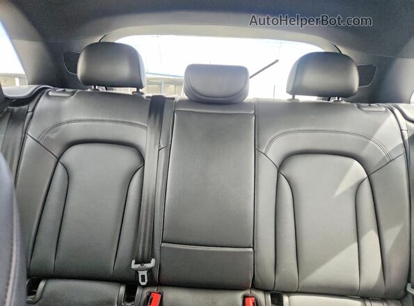 WA1JCCFS6JR019357 2018 AUDI Q3 Черный Вид задних сидений