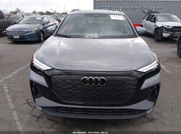 WA1KUBFZ3SP053455 2025 AUDI Q4 Gray Instrument cluster view