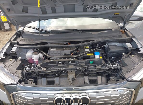 WA1KUBFZ4RP077631 2024 AUDI Q4 Gray Widok z tyłu