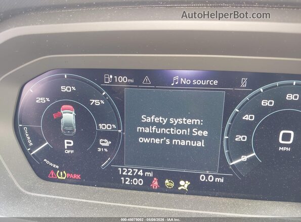 WA1KUBFZ4RP077631 2024 AUDI Q4 Gray Widok tylnych siedzeń