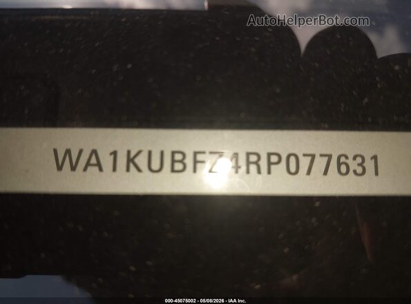 WA1KUBFZ4RP077631 2024 AUDI Q4 Gray Widok komory silnika