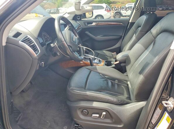 WA1L2AFP9HA041423 2017 AUDI Q5 Black Front interior view