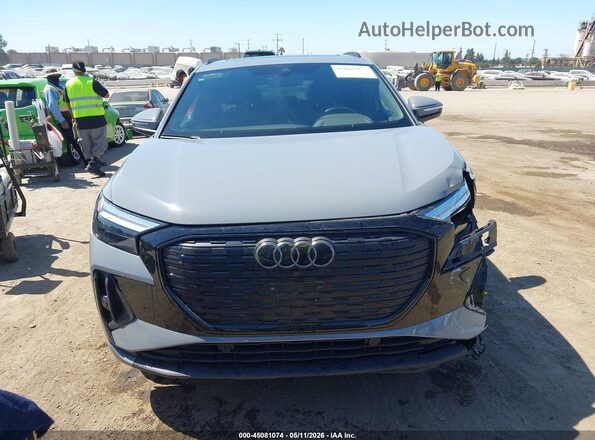 WA1L2BFZ2RP006860 2024 AUDI Q4 Серый Вид панели приборов