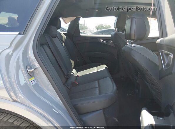 WA1L2BFZXRP030680 2024 AUDI Q4 Gray Widok naklejki z numerem VIN