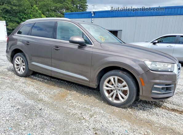 WA1LAAF70HD013396 2017 AUDI Q7 Brown Front right