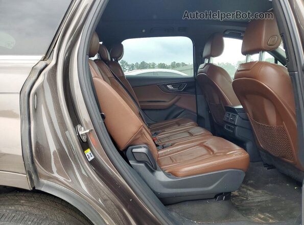 WA1LAAF70HD013396 2017 AUDI Q7 Brown Rear interior view