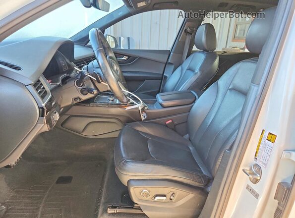 WA1LAAF70HD040680 2017 AUDI Q7 White 