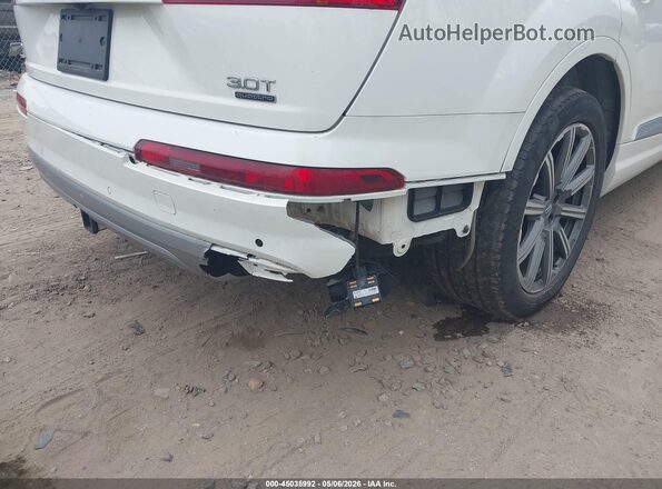 WA1LAAF71JD029063 2018 AUDI Q7 White Вид спереду