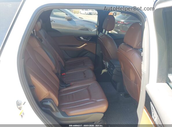 WA1LAAF72HD010743 2017 AUDI Q7 White VIN sticker view