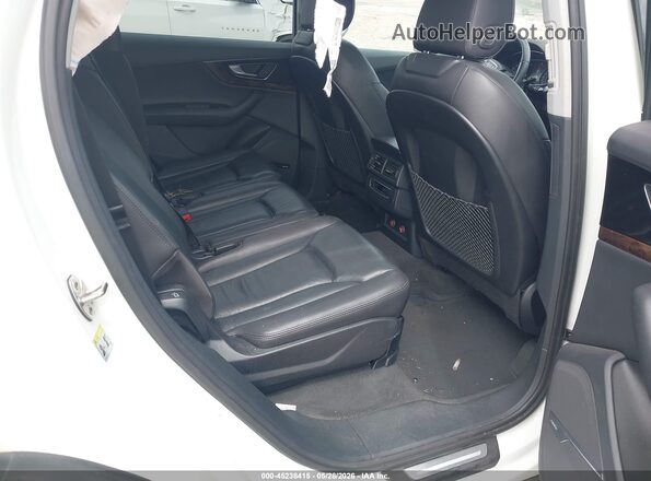 WA1LAAF72JD032960 2018 AUDI Q7 White VIN კოდის სტიკერის ხედი