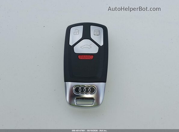 WA1LAAF73JD009333 2018 AUDI Q7 Black Dashboard view