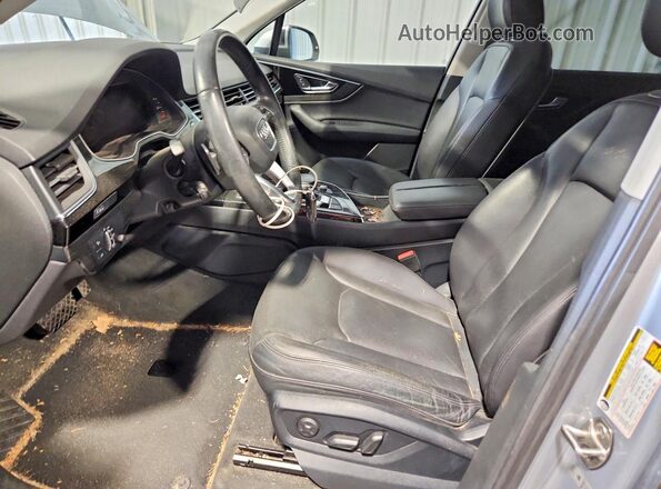 WA1LAAF74HD004975 2017 AUDI Q7 Silver 