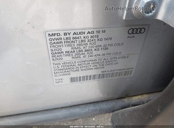 WA1LAAF74KD012579 2019 AUDI Q7 Silver Widok komory silnika