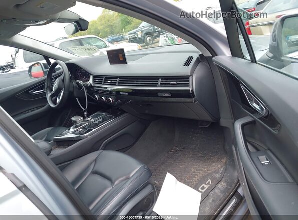 WA1LAAF74KD012579 2019 AUDI Q7 Silver Widok wnętrza z przodu