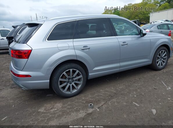 WA1LAAF74KD012579 2019 AUDI Q7 Silver Tył prawy