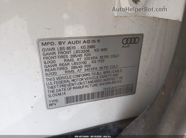 WA1LAAF77HD018319 2017 AUDI Q7 White Vista del compartimento del motor