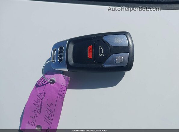 WA1LAAF77JD016110 2018 AUDI Q7 White Вид панелі приладів