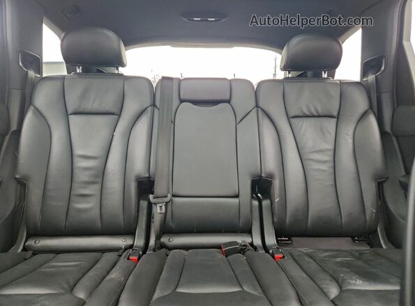 WA1LAAF78HD012982 2017 AUDI Q7 Gray Հետևի նստատեղերի տեսք