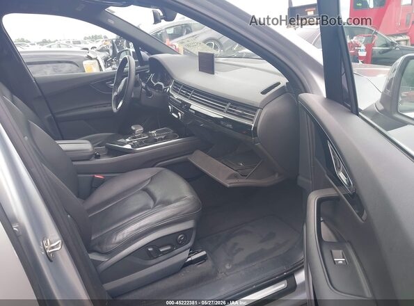 WA1LAAF7XHD006424 2017 AUDI Q7 Gray წინა სალონის ხედი