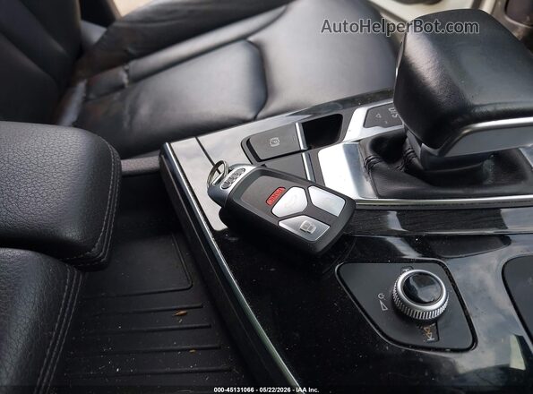 WA1LAAF7XJD004162 2018 AUDI Q7 White Dashboard view